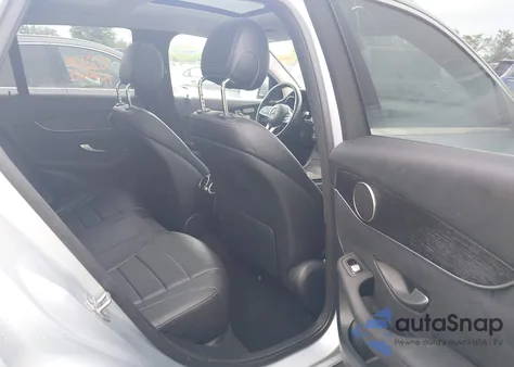 2021 Mercedes-Benz Glc 300 4Matic Suv from USA, damaged, VIN W1N0G8EB0MF918170